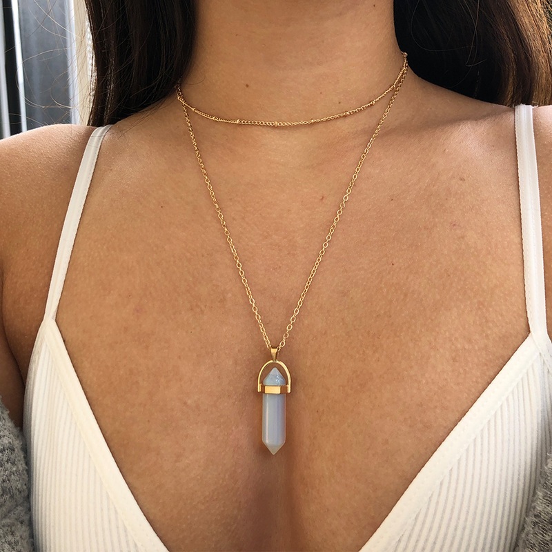 Alya Cute Layered Opal Pendant Choker Necklace in Gold Opal