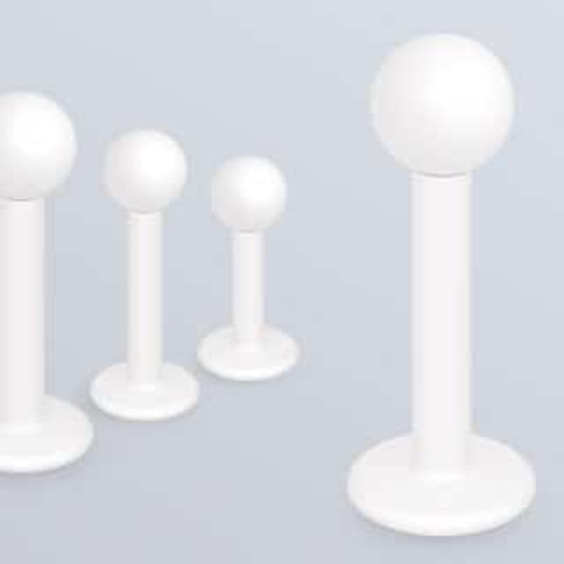 White Labret Ring (16 gauge – 14 gauge) 16 g 5/16″