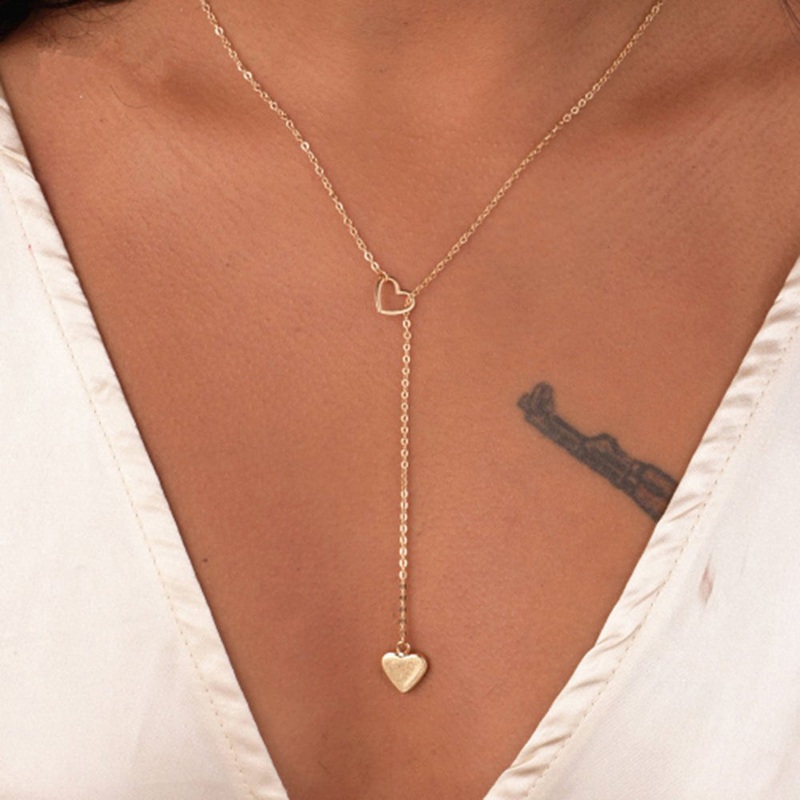 Amari Minimalistic Lariat Heart Drop Necklace in Gold Gold