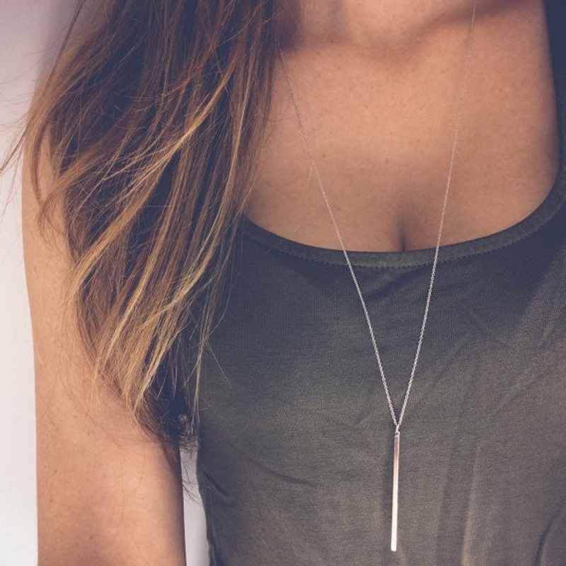 Cindy Minimalist Long Bar Necklace Gold