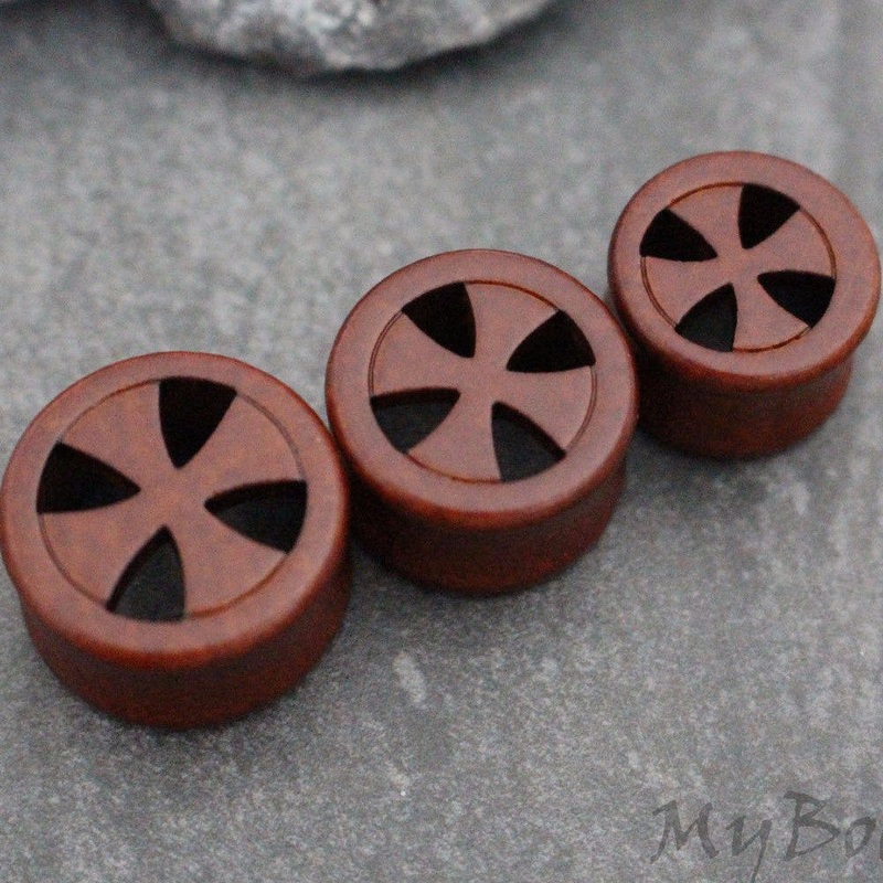 Trinity Cross Wooden Ear Gauges 1/2″ (12mm)