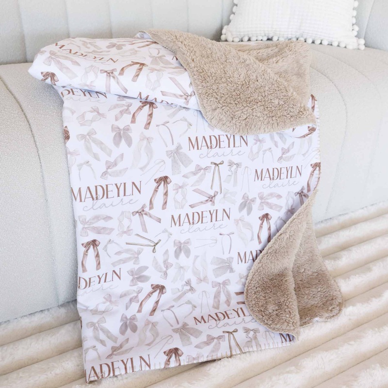 Personalized Fuzzy Kids Blanket | Taupe Bow
