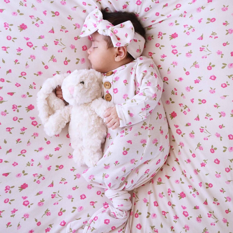 Penny’s Posies Bamboo Waffle Newborn Baby Knot Gown & Hat Set