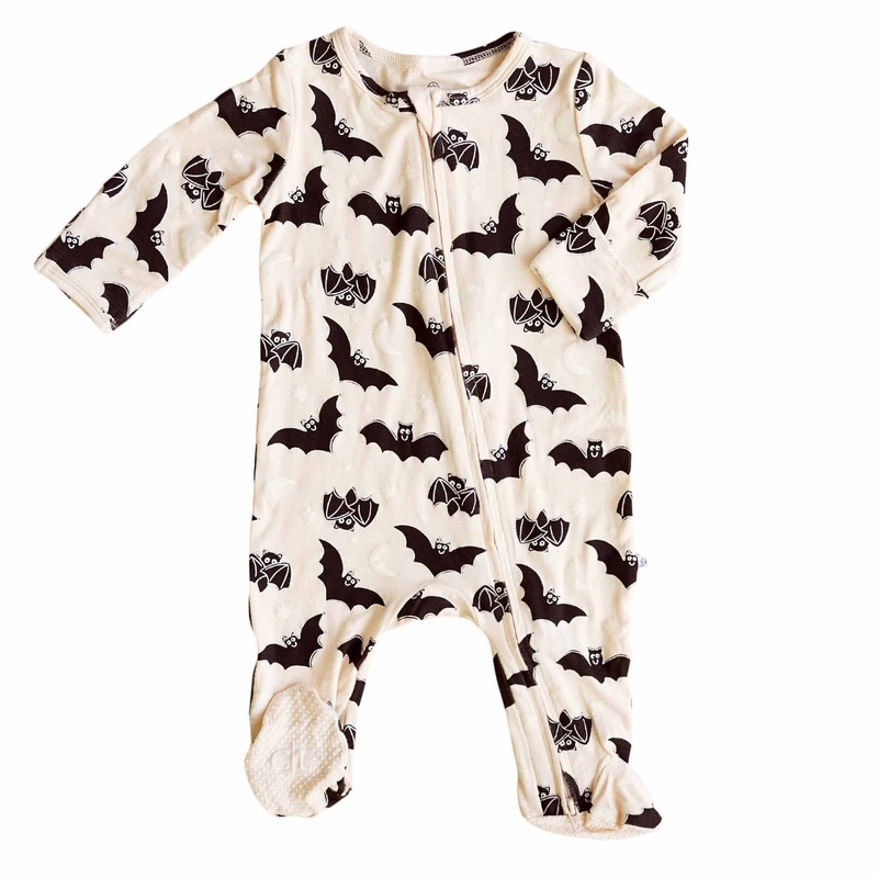 Scaredy Bats Zipper Footie