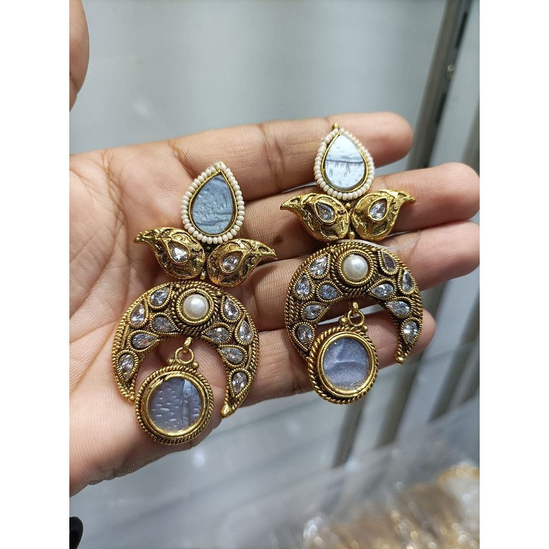 Fine Polki Kundan Earrings By  PKE80059