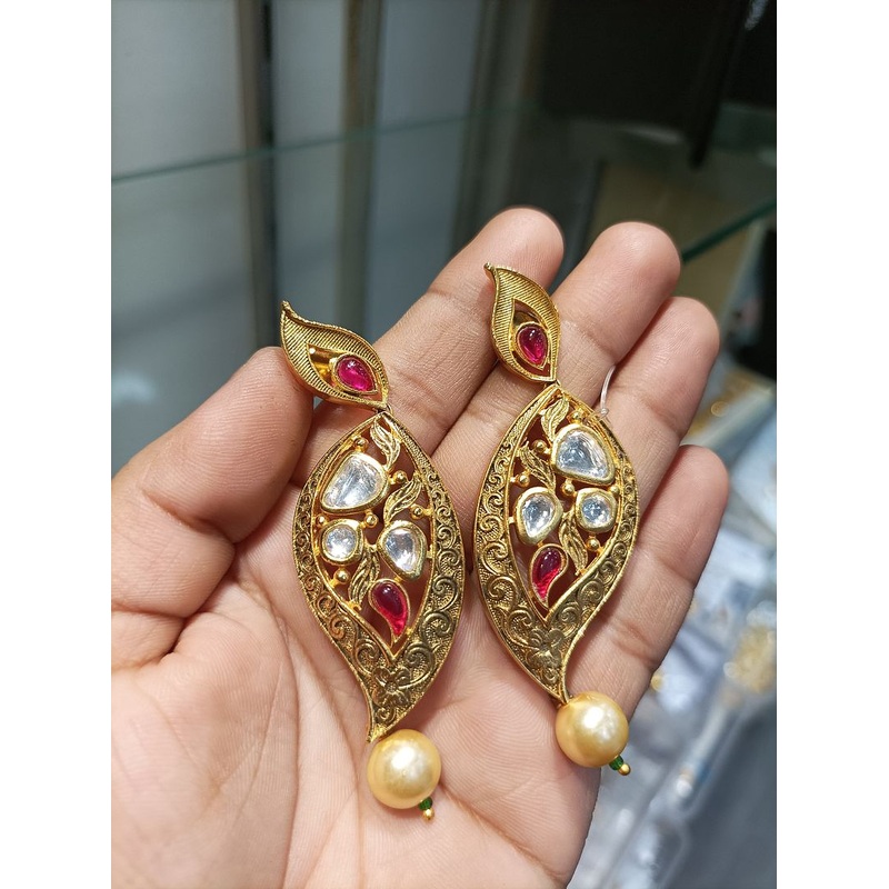 Fine Polki Kundan Earrings By  PKE80086