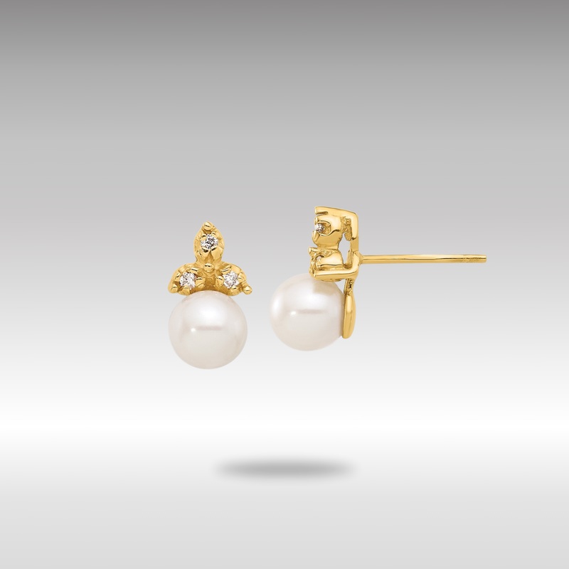 Gold 5-6mm Button Freshwater Cultured Pearl .06ct Diamond Post Earrings – Model XF847E