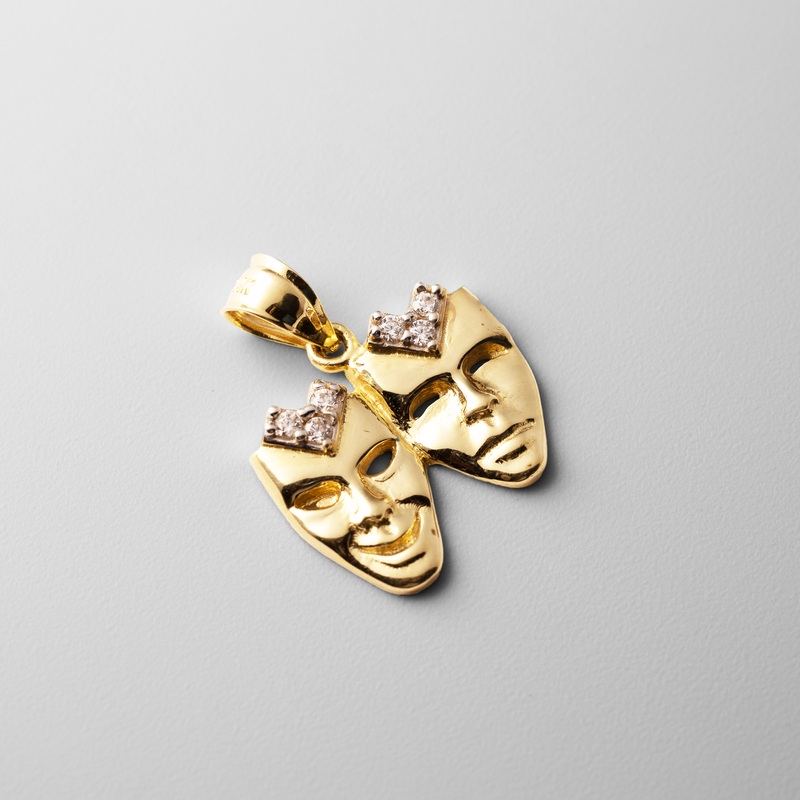Gold Comedy & Tragedy Pendant – Model 1800
