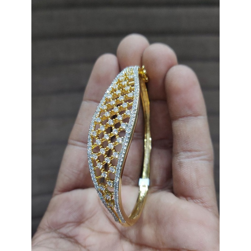 Bracelet In CZ By  BCAD8046