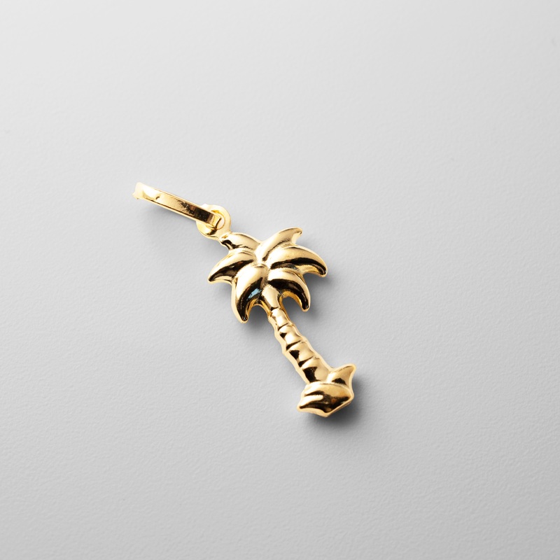 Gold Dainty Palm Tree Pendant – Model 500