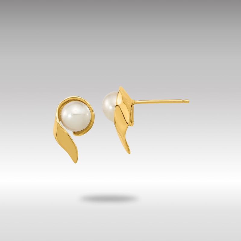 Gold 5-6mm White Button Freshwater Cultured Pearl Post Earrings – Model XF606E