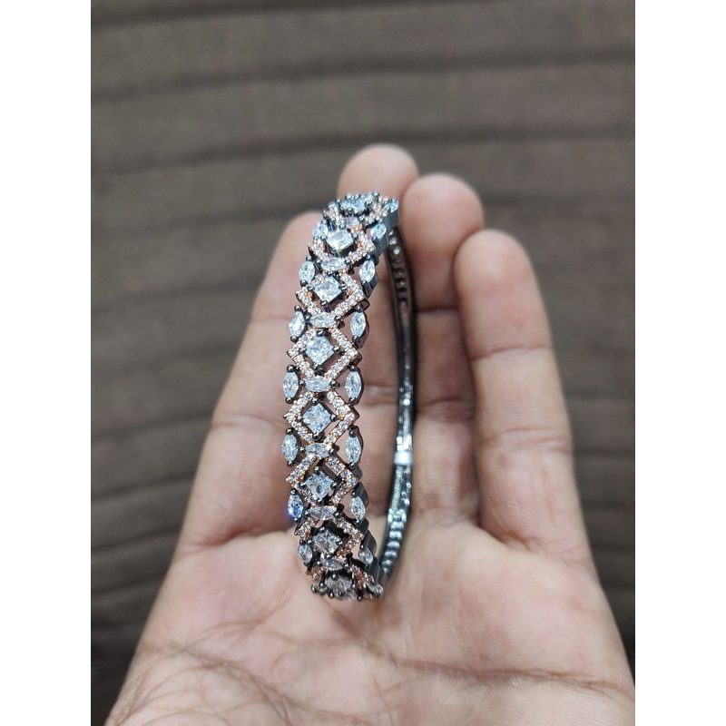 Bracelet In CZ By  BCAD8016