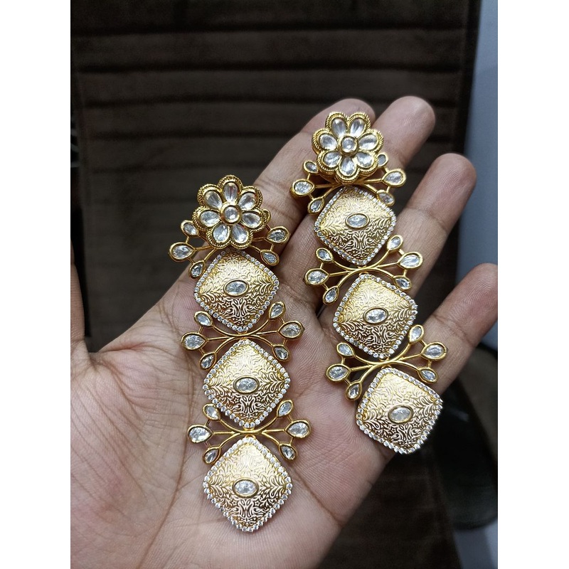 Fine Polki Kundan Earrings By  PKE80009
