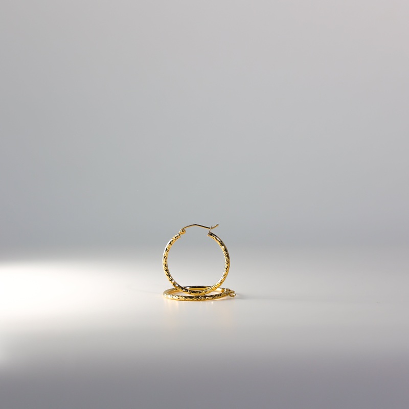 Gold Diamond-Cut Hoop Earrings 25MM Width – Model 108
