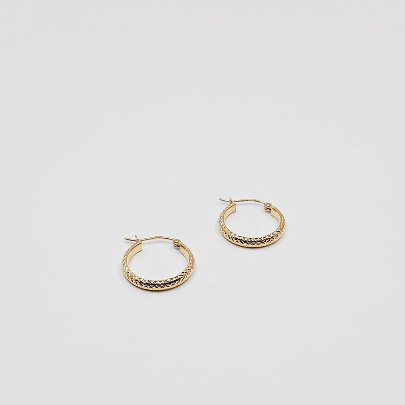 Gold Huggie Hoop Earrings Diamond Cut 20MM Width – Model 73