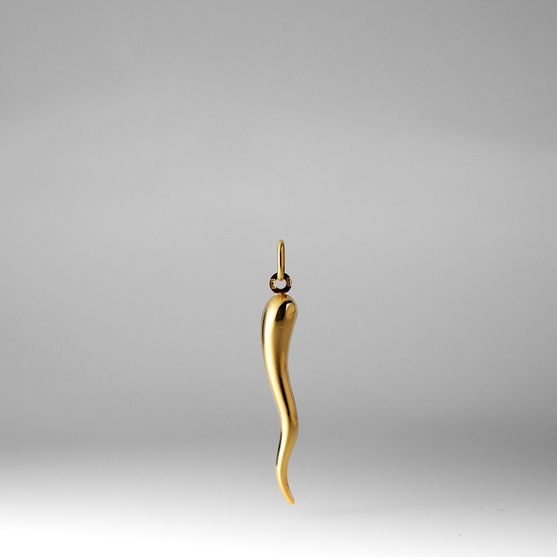 Gold Large Cornicello Horn Pendant – Model 794