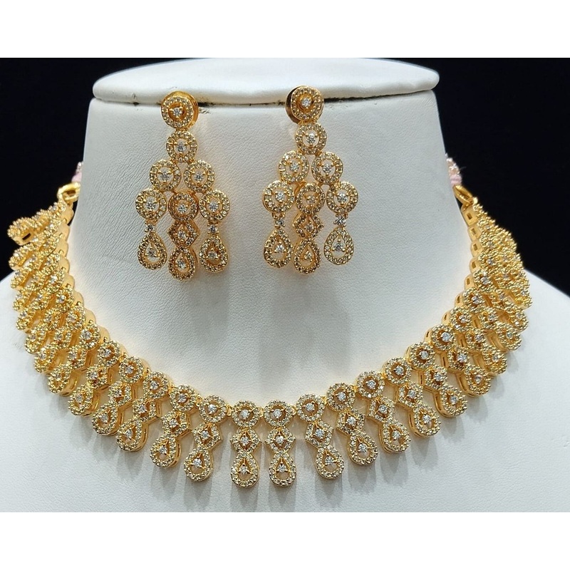 Zircon Necklace By  Colour Clear, Plating Gold CSNA4409
