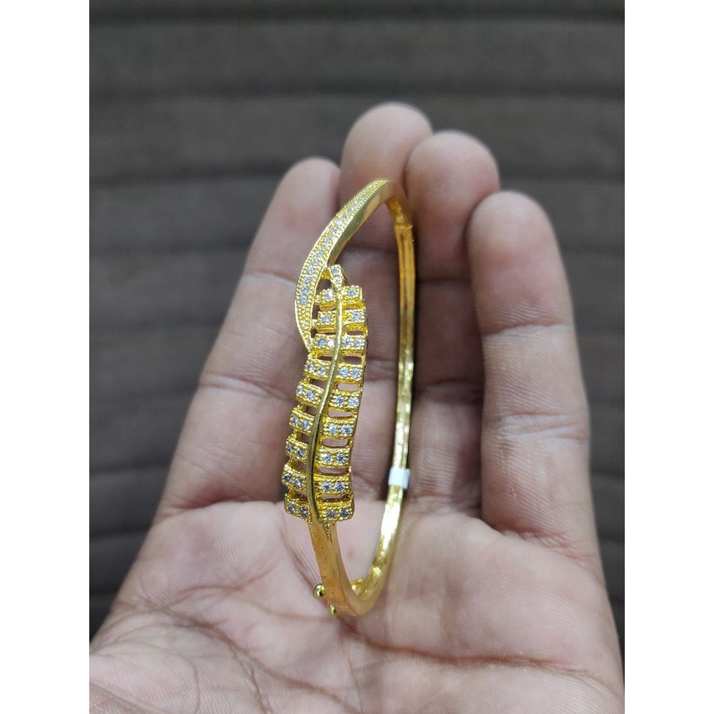 Bracelet In CZ By  BCAD8050