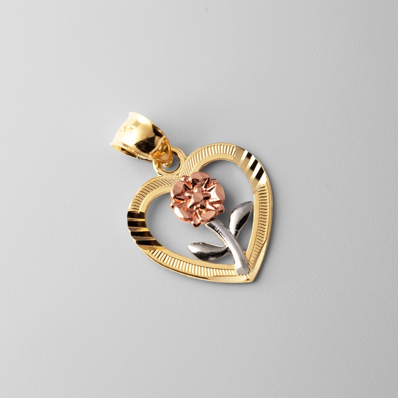 Gold Flower Heart Pendant – Model 394