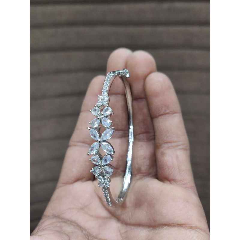 Bracelet In CZ By  BCAD8023