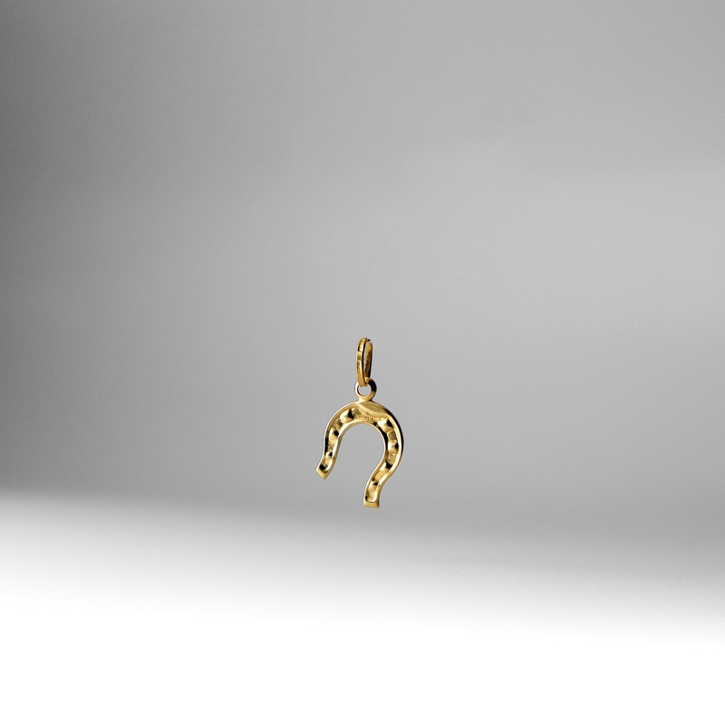 Gold Lucky Horseshoe Pendant – Model 1707