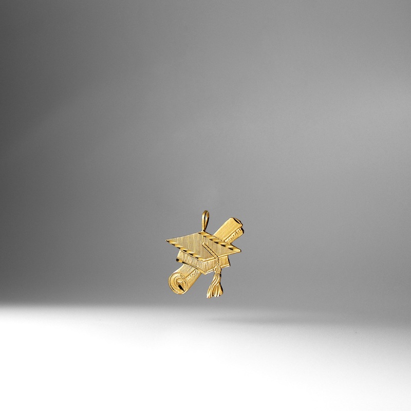 Gold Graduation Hat Pendant – Model 2408