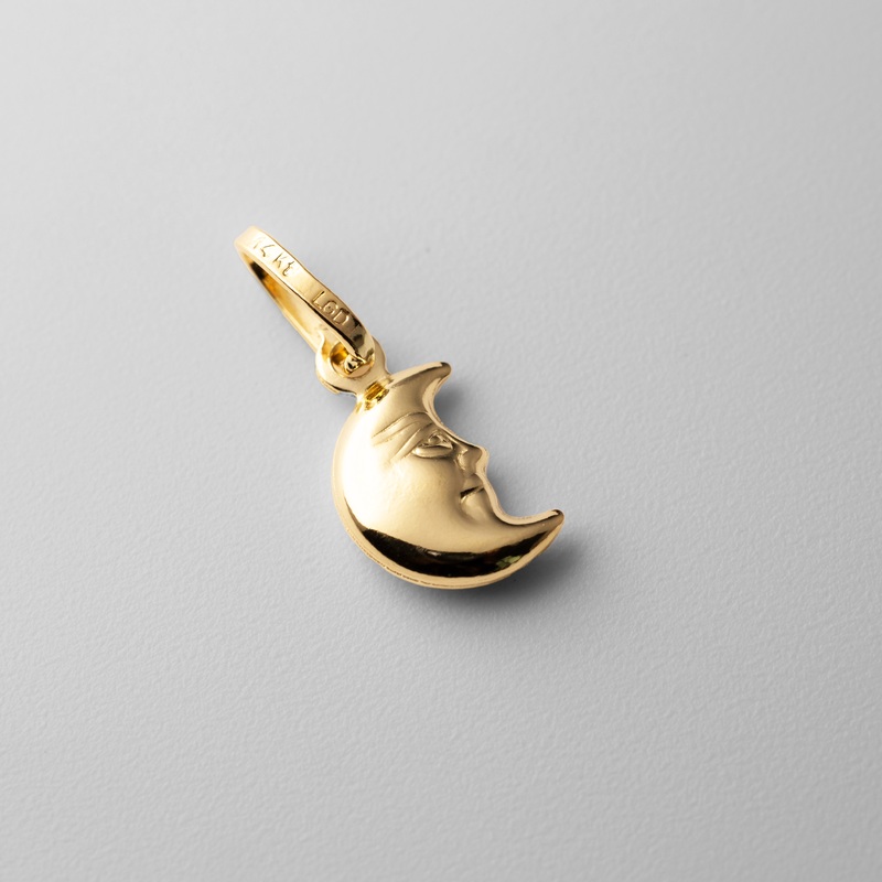 Gold Half Moon Face Pendant – Model 474