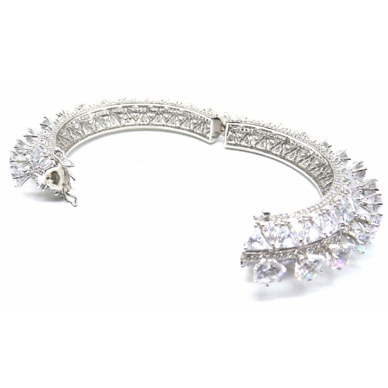 Jewelshingar Jewellery clear Bracelet For Women ( 54587BCD )