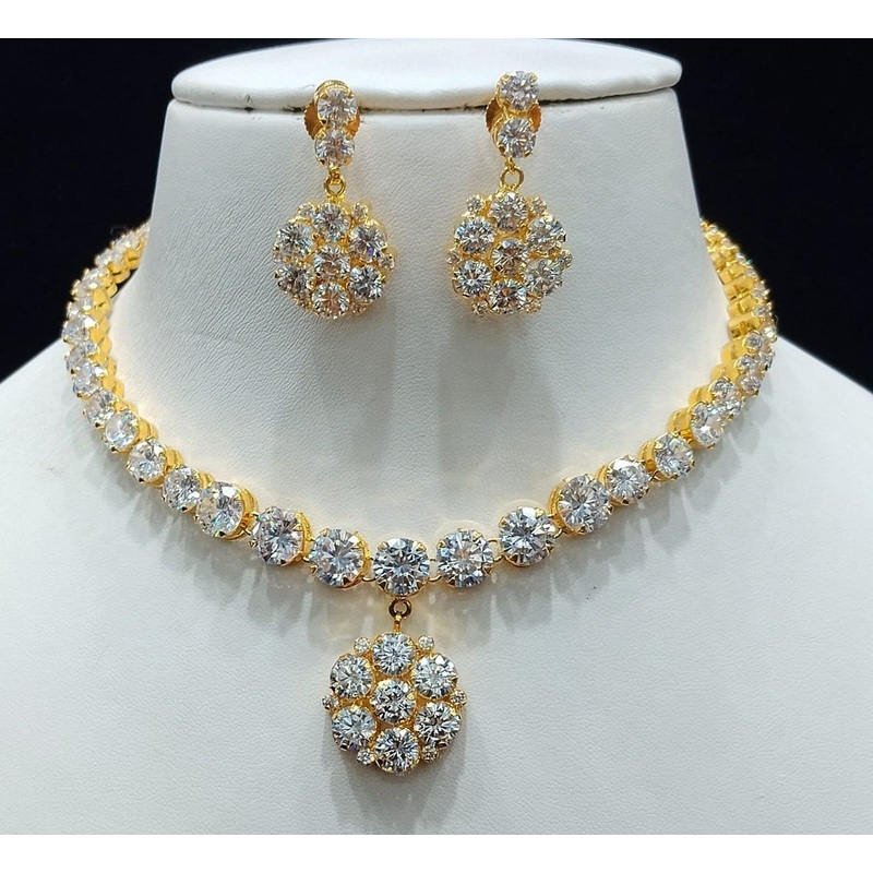 Zircon Necklace By  Colour Clear, Plating Gold CSNA4402