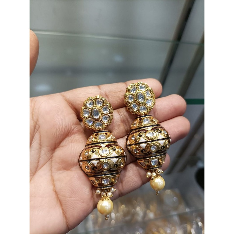 Fine Polki Kundan Earrings By  PKE80081