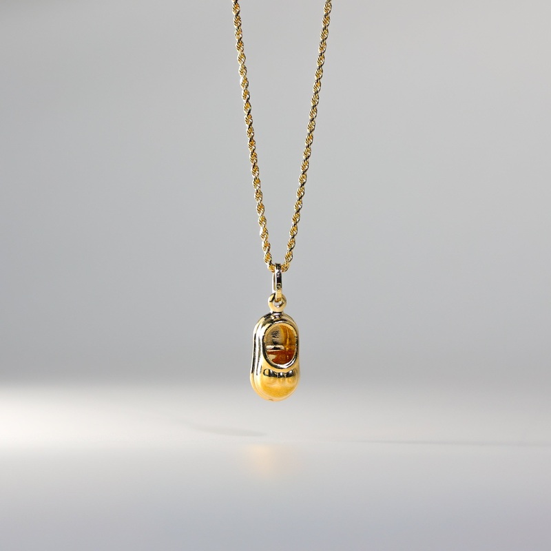 Gold Baby Shoes Pendant – Model 1720