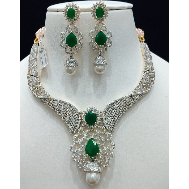 Zircon Necklace By  Colour Green, Plating Gold CSNA4441