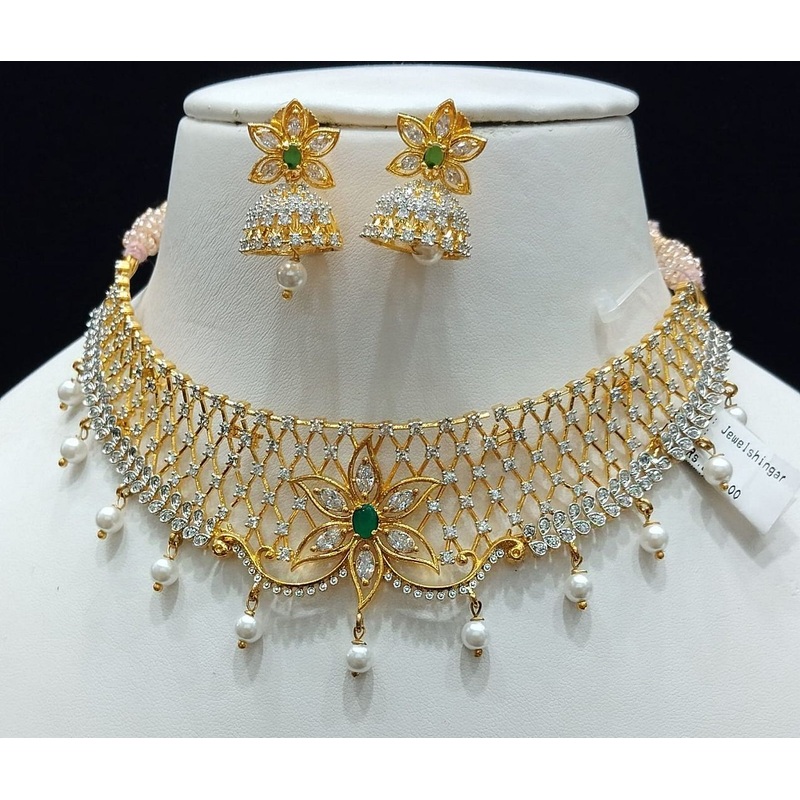 Zircon Necklace By  Colour Green, Plating Gold CSNA4445