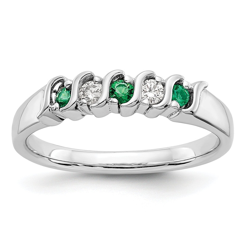 10K White Gold Diamond W/Emerald Band