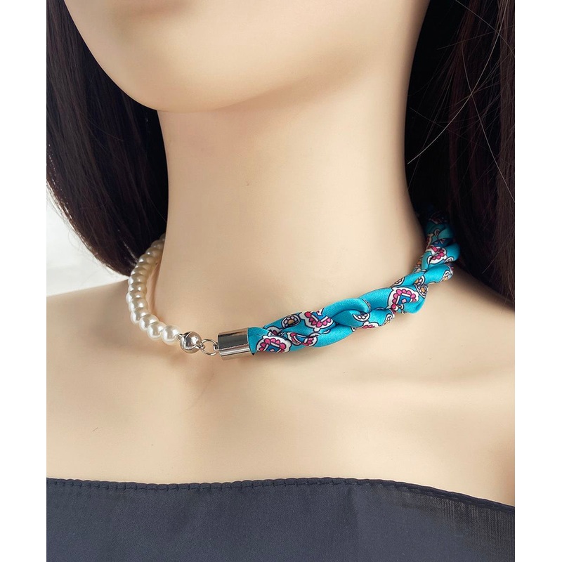 Women Blue Silk Patchwork Pearl Choker