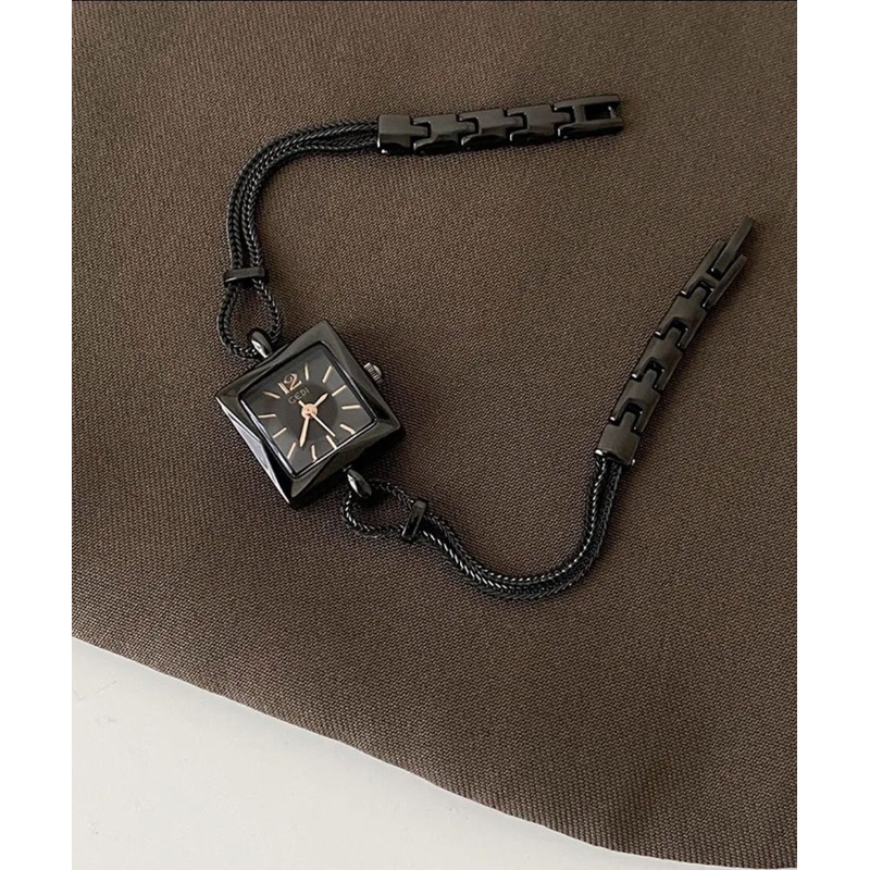 Women Black Alloy Chain Hardlex Crystal Square Watches