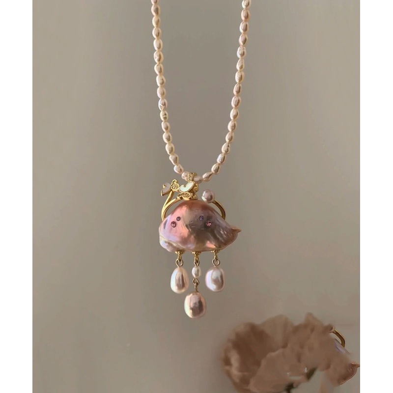 Regular Pink Pearl Flaky Clouds Tassel Pendant Necklace