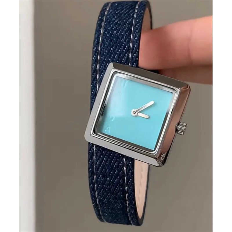 Boutique Red Denim Fabric Quartz Movement Waterproof Watches