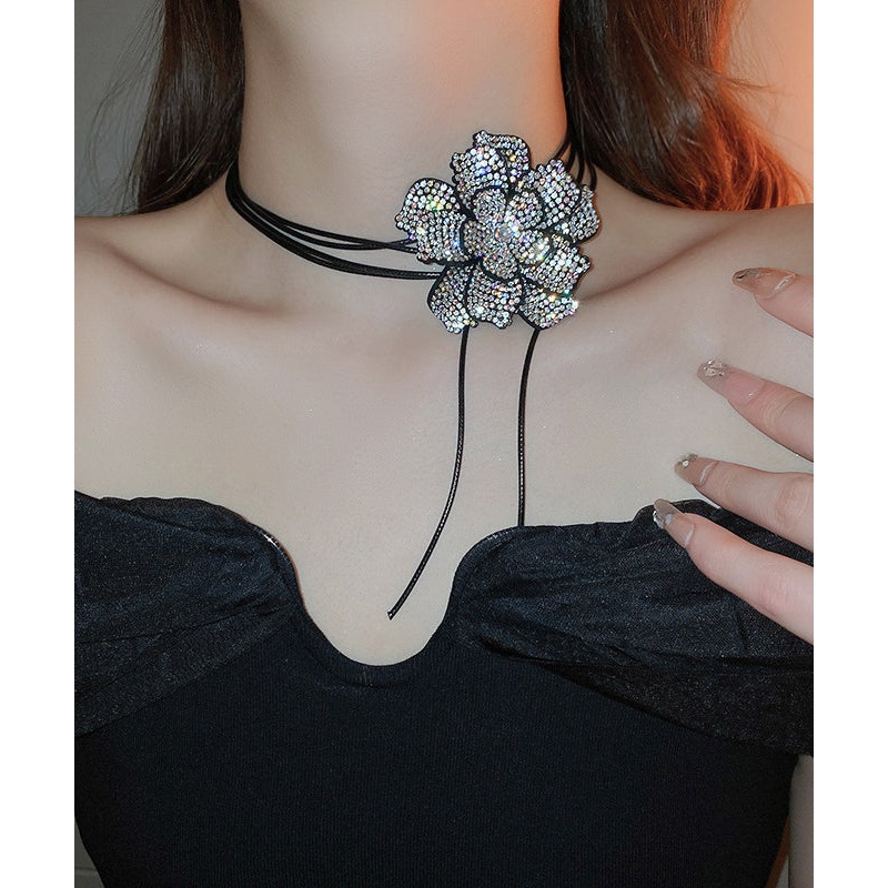 Women Black Leather Cords Zircon Floral Pendant Necklace