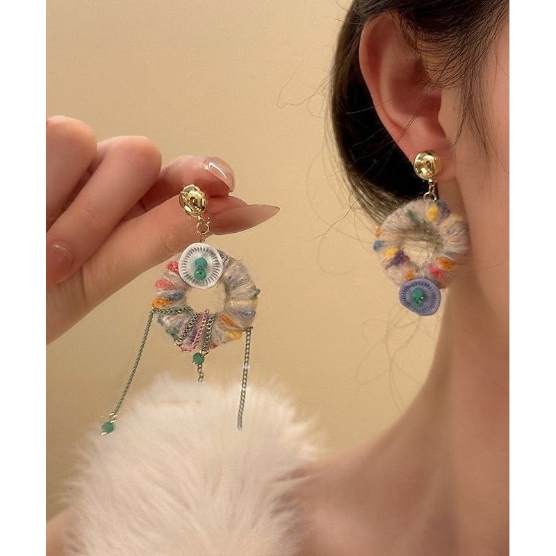 Beautiful Alloy Asymmetrical Knitting Wool Tassel Drop Earrings