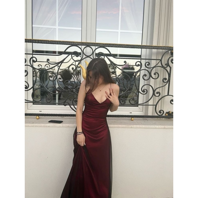 Spaghetti Straps V Neck Burgundy Prom Dress Evening Gown J6412