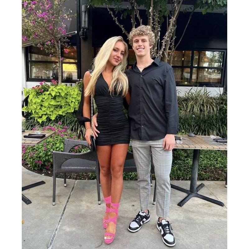 Black V Neck Sheath Homecoming Dress 2524