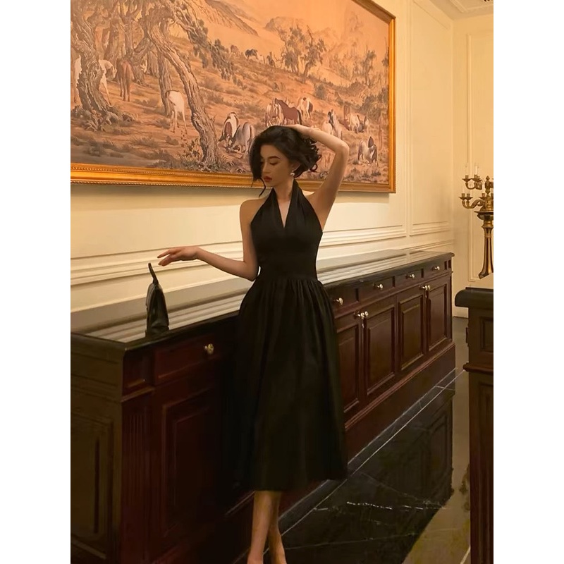 V Neck A Line Black Homecoming Dress J3284