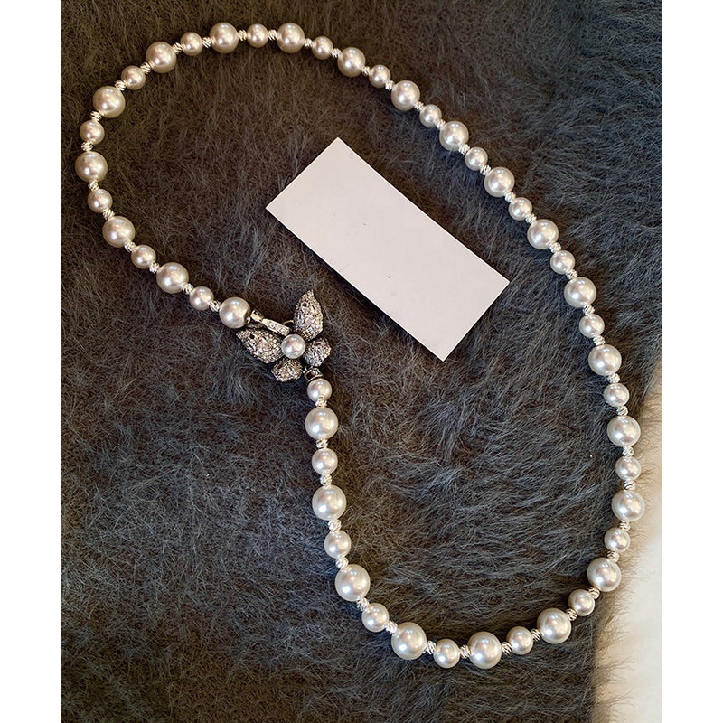 Classy White Copper Overgild Zircon Pearl Butterfly Gratuated Bead Necklace