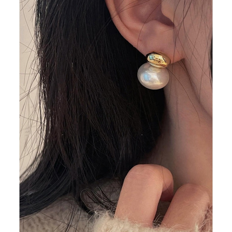 Chic Silk Copper Alloy Pearl Stud Earrings