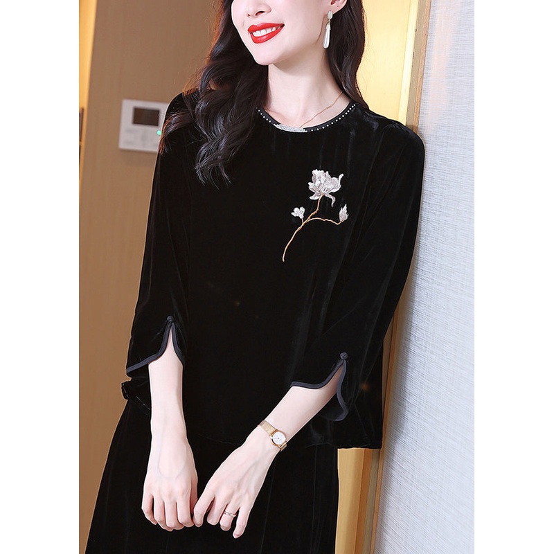 Loose Black Embroidered Pearl Side Open Silk Velour Top Bracelet Sleeve