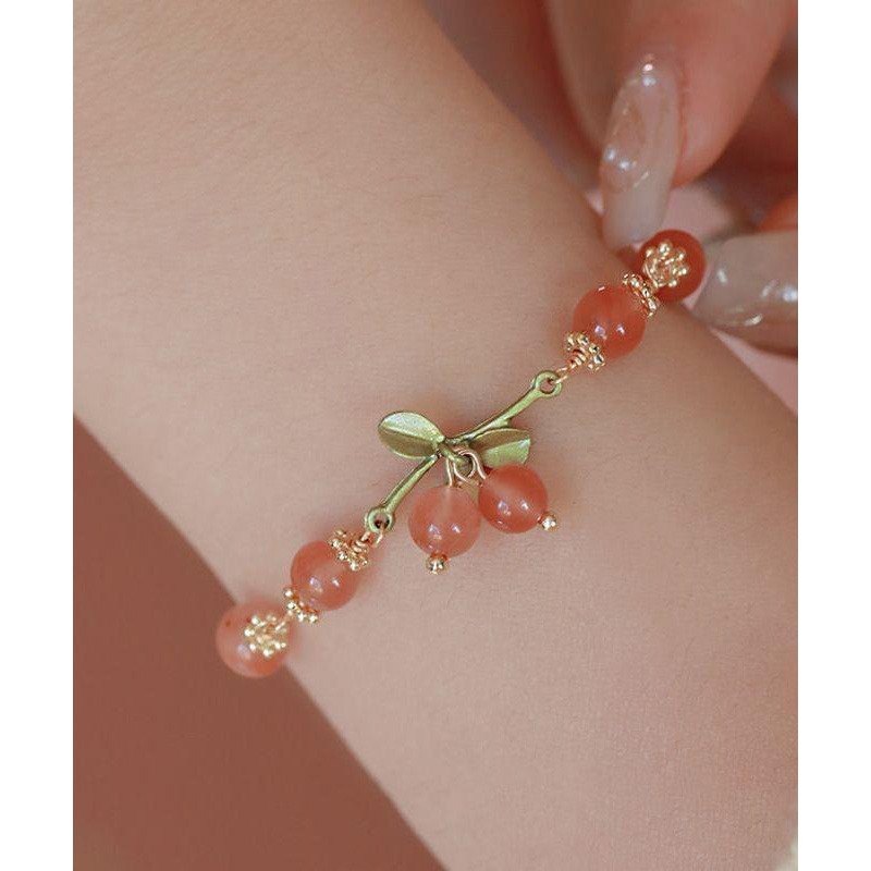 New Early Spring Sweet Cherry Brlet for Women Charm Bracelet Design