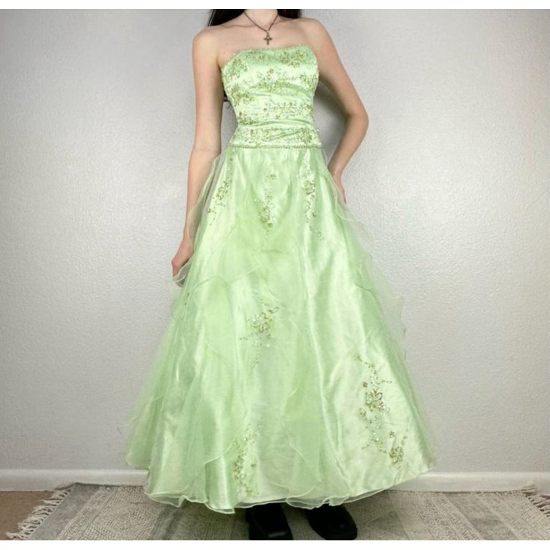 Strapless Green A Line Long Prom Dress Vintage Applique Party Gown J4694