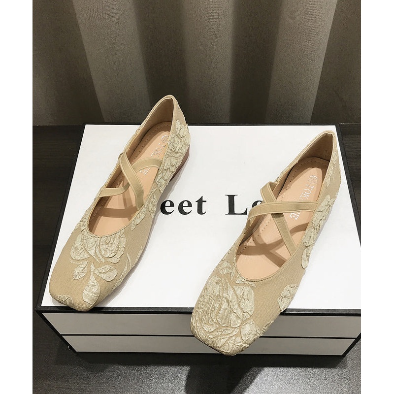 Apricot Embroidered Cross Strap Splicing Flat Shoes For Women