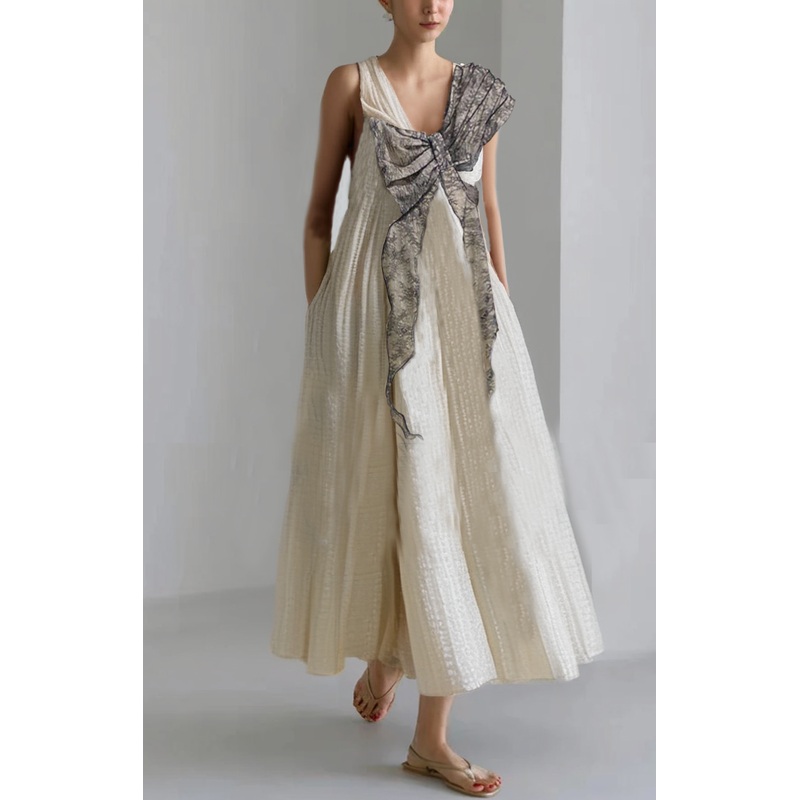 Grace White V Neck Wrinkled Lace Patchwork Cotton Dress Sleeveless